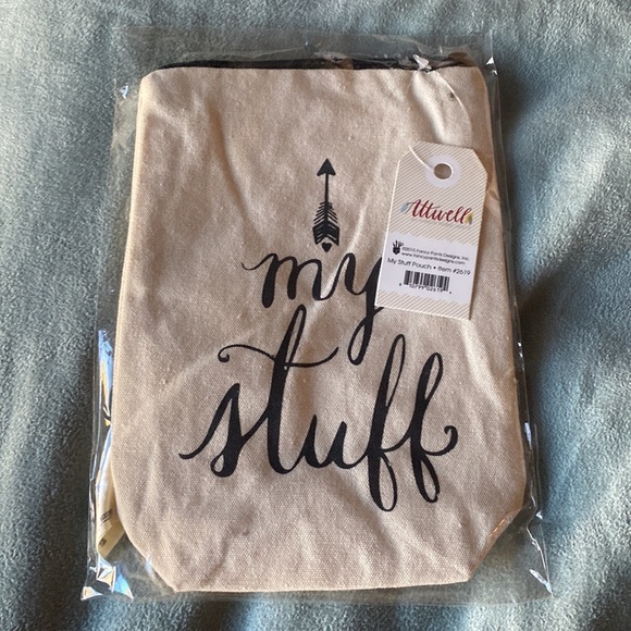 NWT Attwell Planner Pouch, My Stuff: 8" x 5.5" planner pouch - Picture 3 of 3